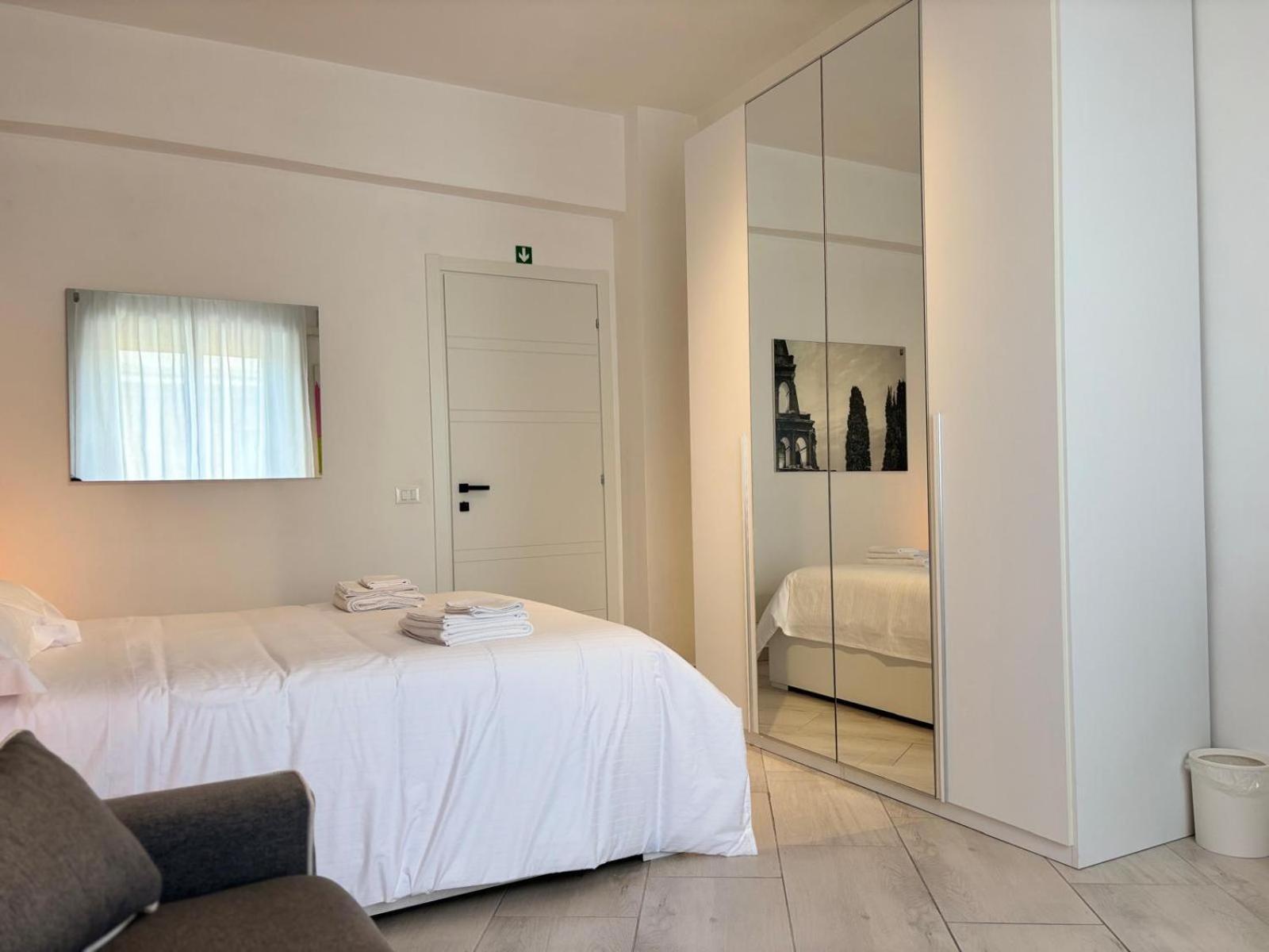 Hotel Roma Elena Exteriér fotografie